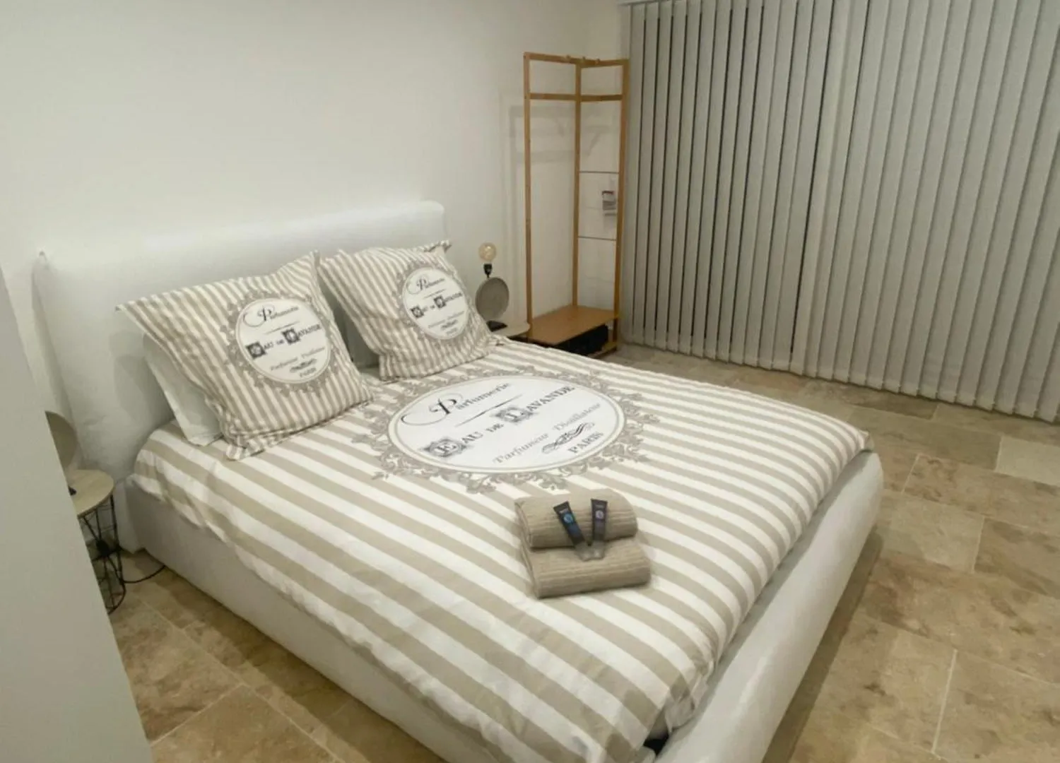 La Boheme Bed and Breakfast Saint-Rambert-dʼAlbon